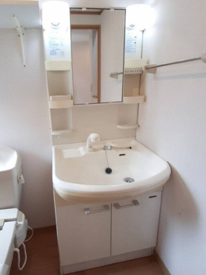 【独立洗面台】 | キューブタウン長田 Ｃ | 洗髪洗面化粧台