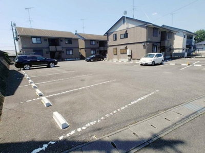 【駐車場】 | サンメゾン Ａ | 駐車場