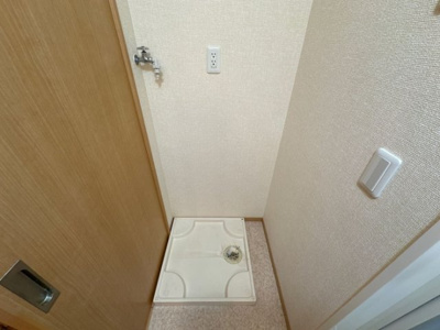 【設備】 | プロムナードさくら Ｄ | 洗濯機置き場