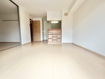 【居間・リビング】 | プロムナードさくら Ｄ | リビング