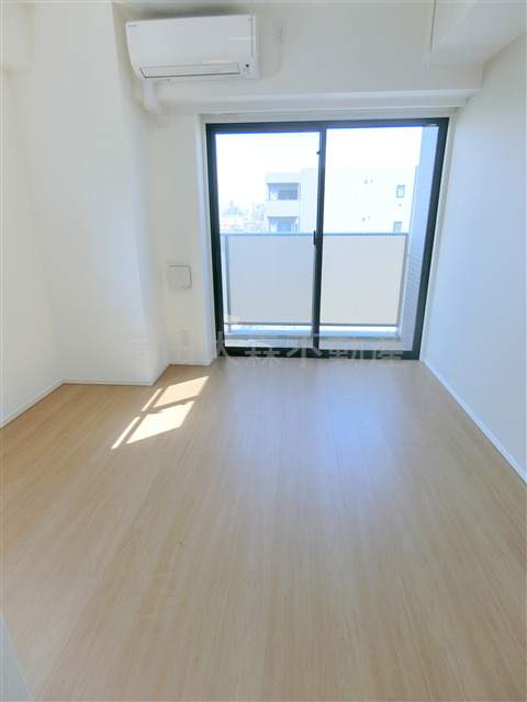 GRACIA PLACEグラシアプレイス大森町＠仲介手数料無料の居間・リビング