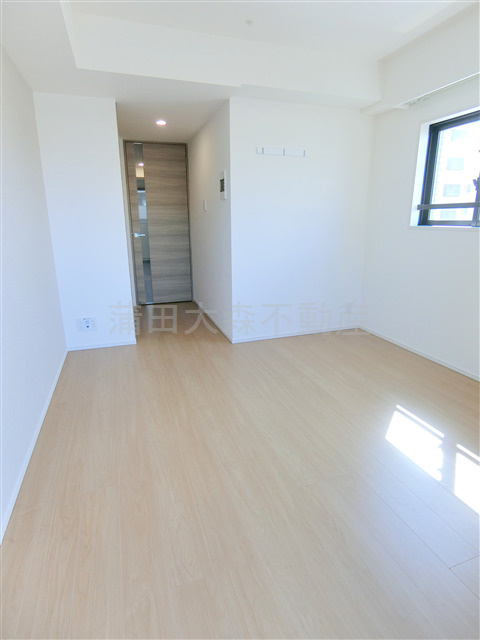 GRACIA PLACEグラシアプレイス大森町＠仲介手数料無料の居間・リビング|洋室7.3帖