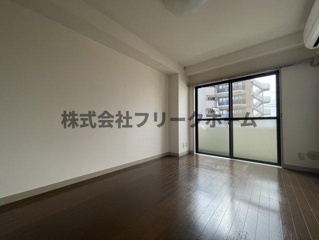 小金井市東町４丁目の賃貸マンションの居間・リビング