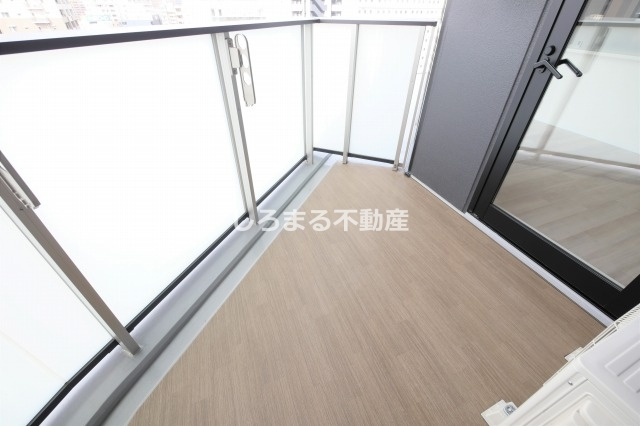 コンフォリア・リヴ本町WESTQのバルコニー