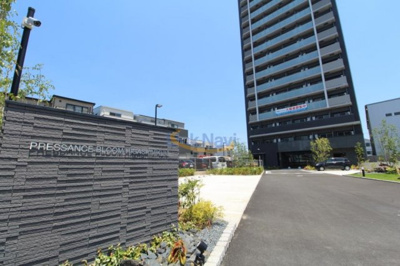 【エントランス】 | プレサンスブルーム東三国