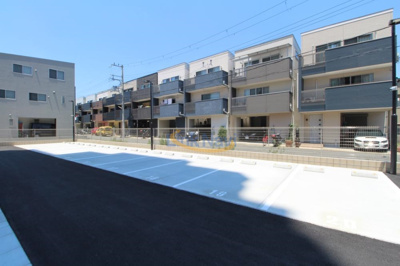 【駐車場】 | プレサンスブルーム東三国