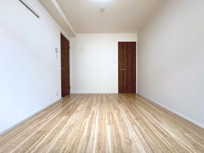 【洋室】 | ハイツ第三寺新