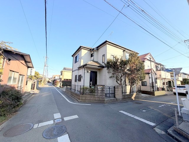 昭島市美堀町２丁目　リフォーム住宅の前面道路含む現地写真|リフォーム前写真※室内のご見学可能です！