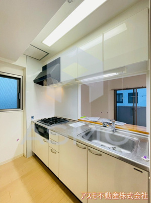 【キッチン】 | ファミリアーレ