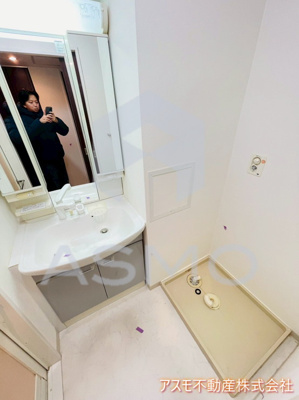 【洗面所】 | ファミリアーレ