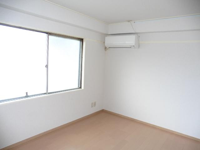 プラントビレッジの居間・リビング