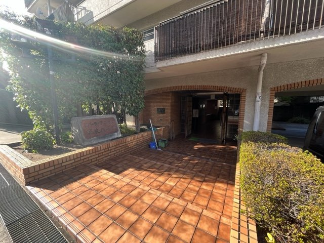 【エントランス】