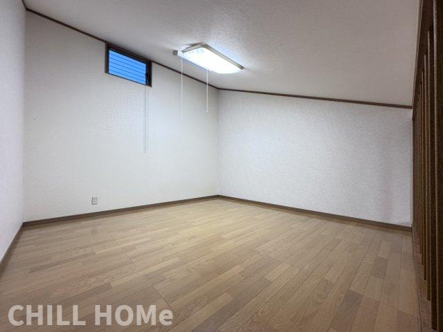 広々ロフトが隠れ家に？１Ｒアパートの居間・リビング|他社様掲載物件もまとめてご紹介、ご案内可能です(^^)/