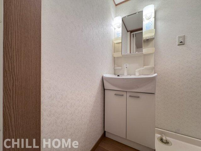 広々ロフトが隠れ家に？１Ｒアパートの洗面所|他社様掲載物件もまとめてご紹介、ご案内可能です(^^)/