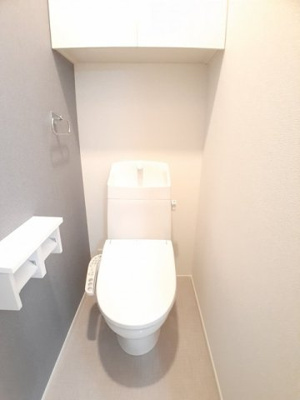 【トイレ】 | ジラソーレⅡ | 落ち着いた色調のトイレです