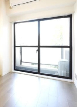 日神パレステージ南長崎の居間・リビング