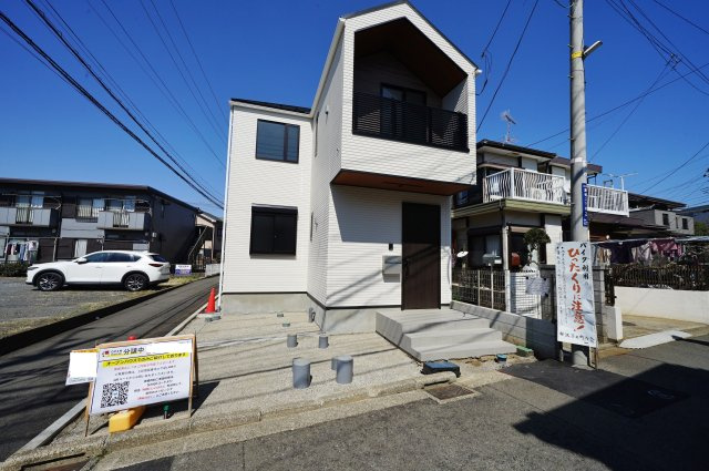 【横浜市瀬谷区瀬谷2丁目2-13新築戸建て】★仲介手数料無料★（瀬谷小学校・瀬谷中学校）の外観