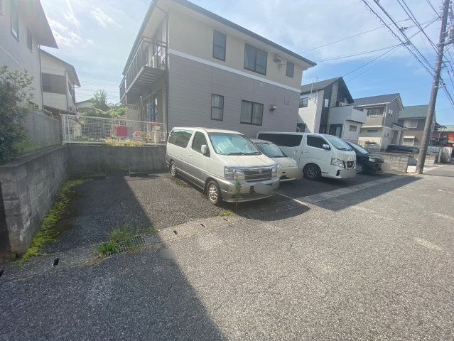 【駐車場】