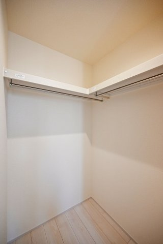 リーブルガーデン武庫之荘5丁目新築一戸建て│3LDK+駐車1台可の収納|－洋室5.2帖(2F)-