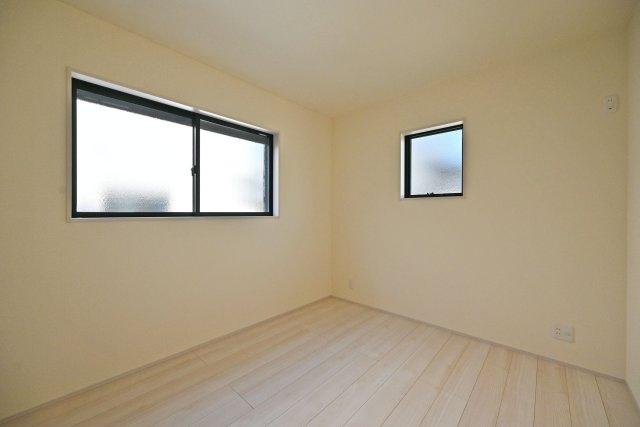 リーブルガーデン武庫之荘5丁目新築一戸建て│3LDK+駐車1台可の洋室|－洋室6帖(2F)-