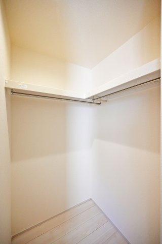 リーブルガーデン武庫之荘5丁目新築一戸建て│3LDK+駐車1台可の洋室|－洋室6帖(2F)-