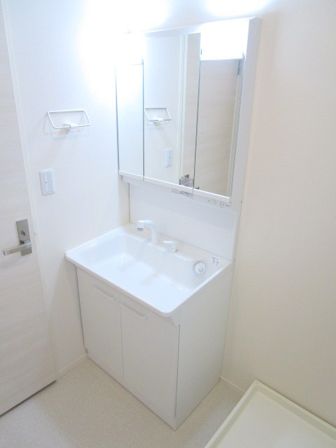 フォレストメゾン曳舟の洗面所|★シャンプードレッサー★