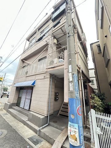 原田マンション大石のエントランス
