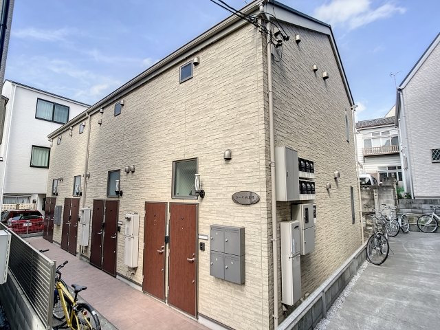 北区滝野川３丁目のアパート