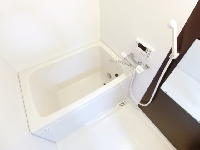 ドミールウエストの浴室