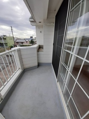 【バルコニー】 | クレストールオヨベ | バルコニー付きです