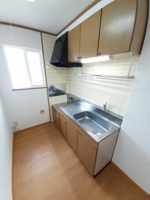 【キッチン】 | クレストールオヨベ | キッチンでお料理をお楽しみください