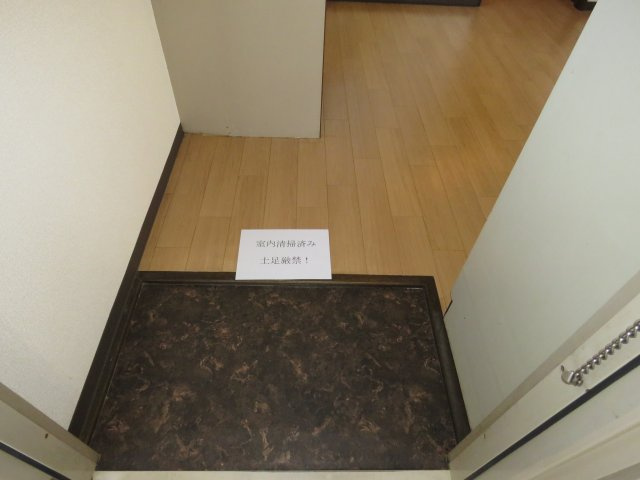 ユアーズハイムの玄関