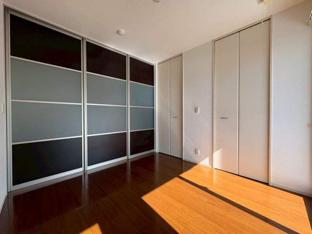 Four Seasons 御厨の洋室