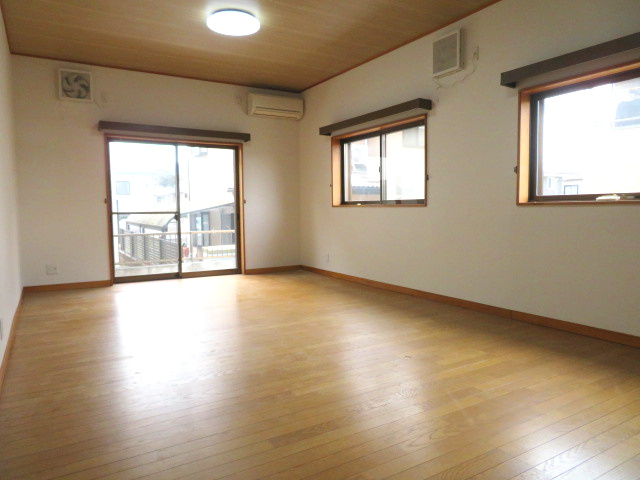 高崎市吉井町神保　中古1180の居間・リビング