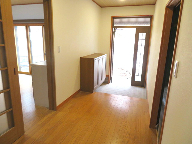 高崎市吉井町神保　中古1180の玄関