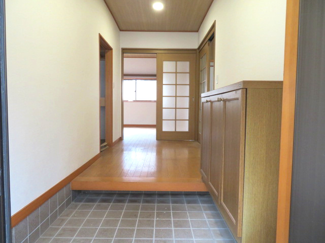 高崎市吉井町神保　中古1180の玄関