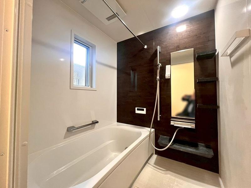 針木東町　中古戸建　(築浅物件)の浴室