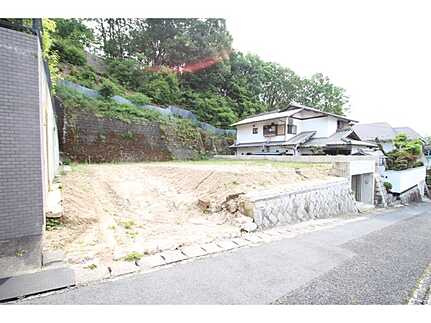 広島市西区己斐東２丁目　土地の前面道路含む現地写真