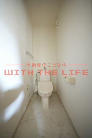 ベルナールⅡ【キャッシュバック対象物件】のトイレ|清潔感のあるトイレです