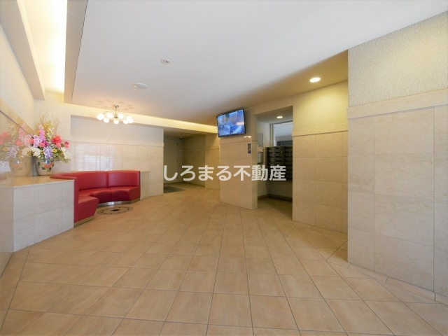 M.hills西本町のロビー