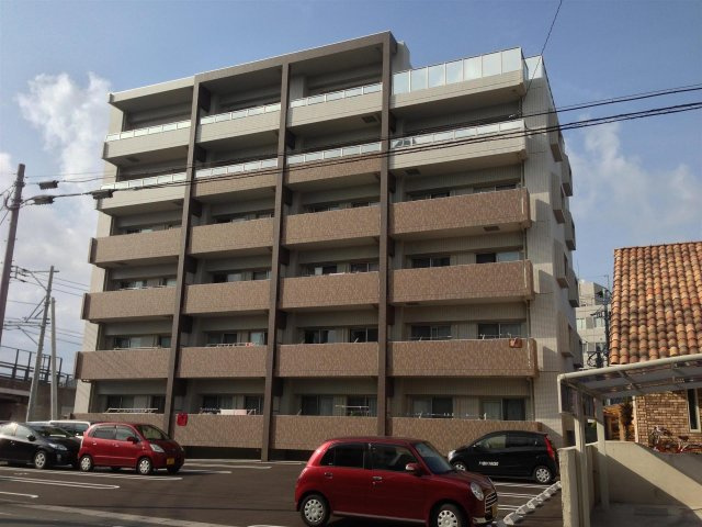 Rivers Court（リバーズ コート）