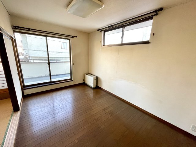 【洋室】 | 【中古戸建】山形市荒楯町2丁目 | ２階洋室です♪