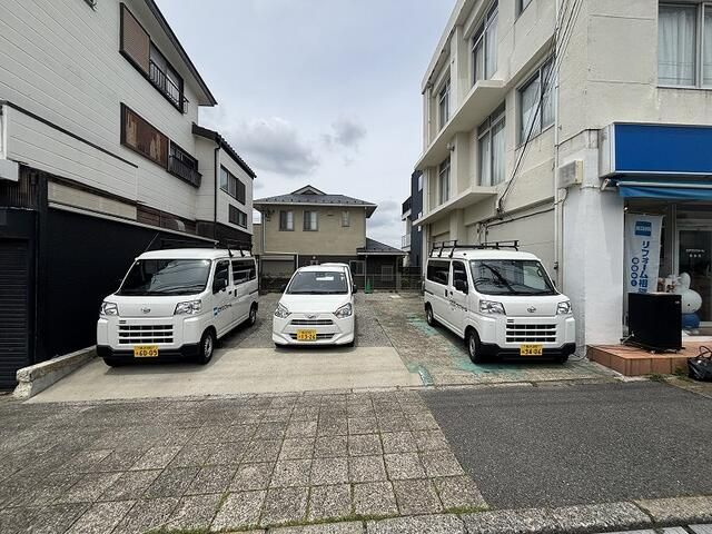ＳＨビルの駐車場