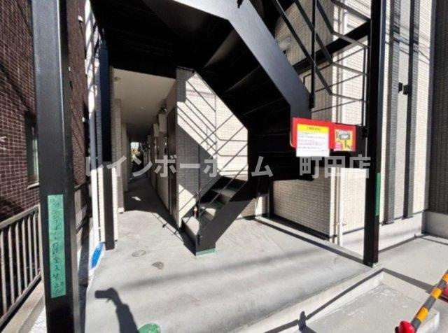 アザーレ・ソーニョ相武台※初期費用分割あと払いサービス利用可能物件のエントランス