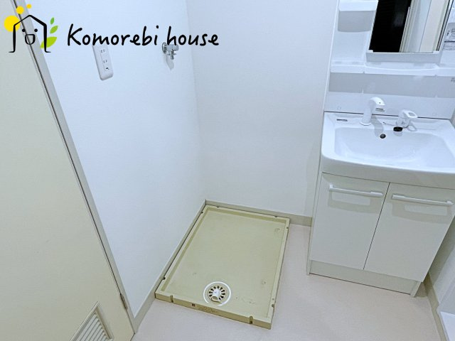 ドミノ吉敷町の独立洗面台|26.2.16　撮影済み