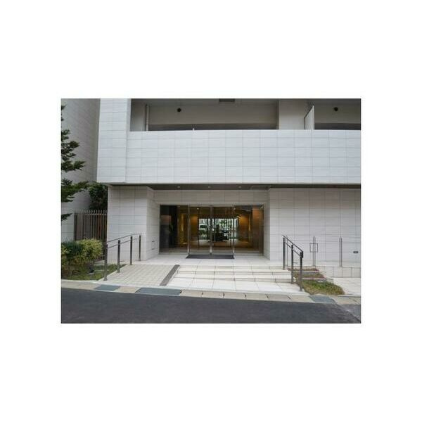 フロンティア・グリーンフォートのエントランス