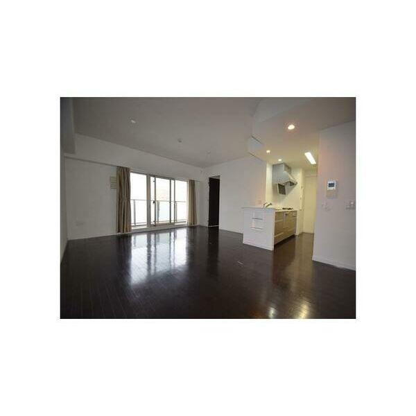 フロンティア・グリーンフォートの居間・リビング