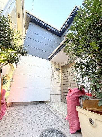 昭島市緑町３丁目　リフォーム住宅の外観