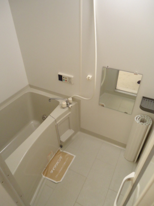 ヴェルヴィルＩの浴室