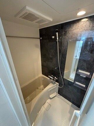 早稲田鶴巻町ＩＭＡハウスの浴室